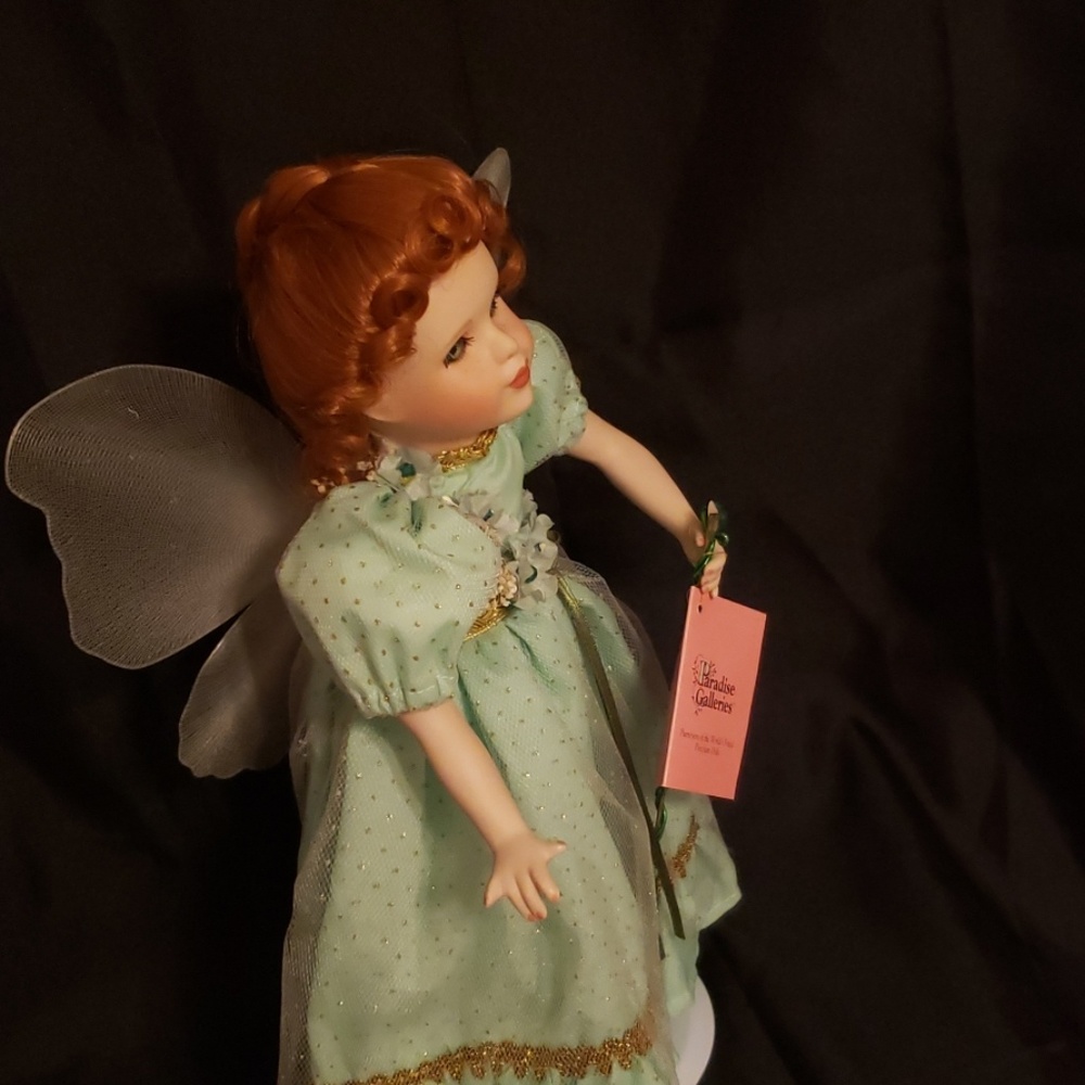 Porcelain Doll - Picture 4 of 8